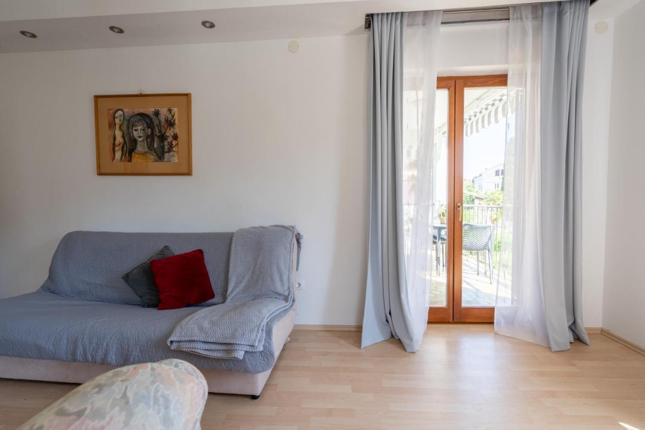Apartmani&Soba Mimi Rovigno Esterno foto