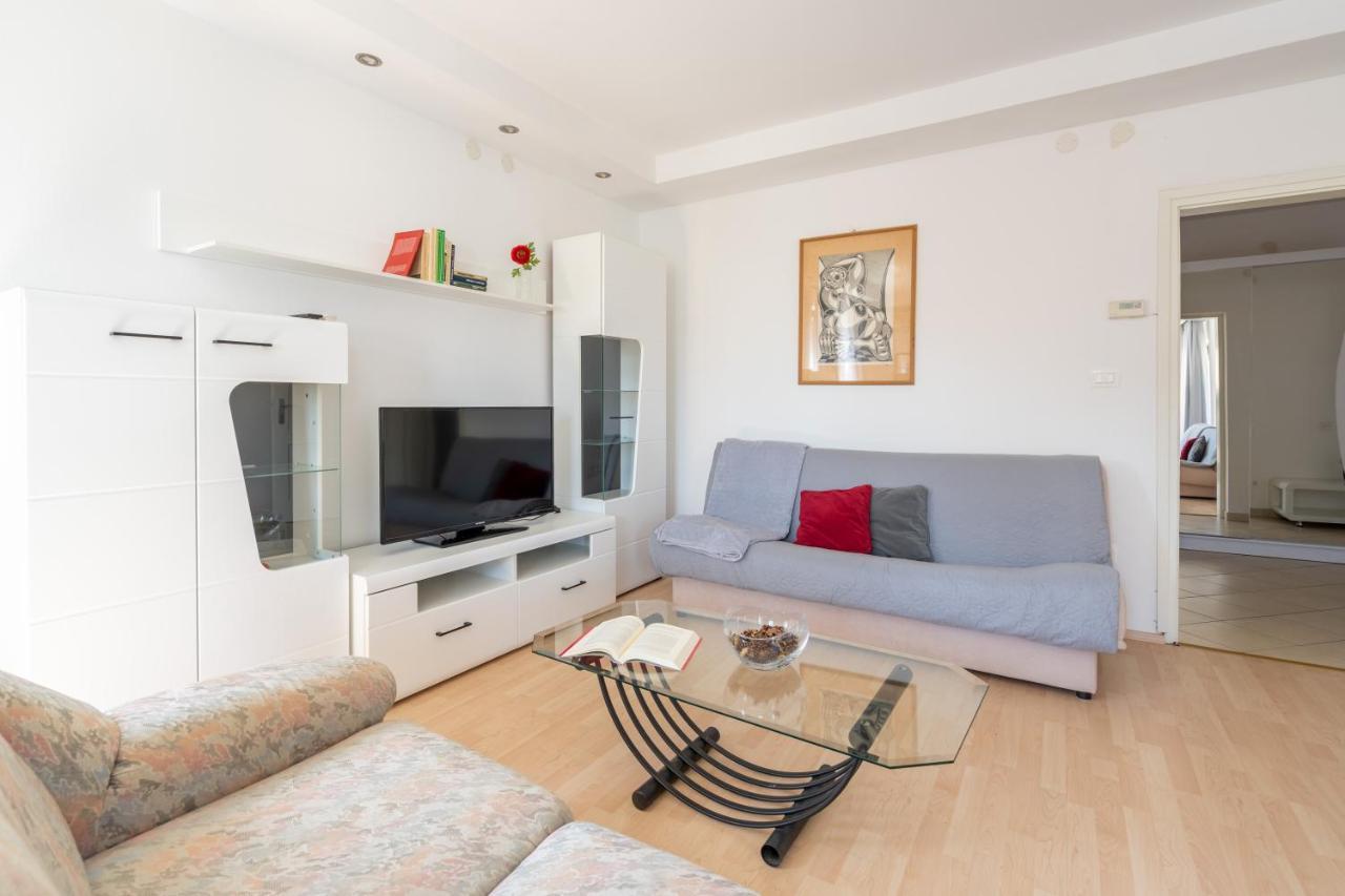 Apartmani&Soba Mimi Rovigno Esterno foto