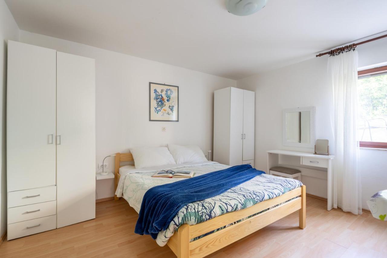 Apartmani&Soba Mimi Rovigno Esterno foto