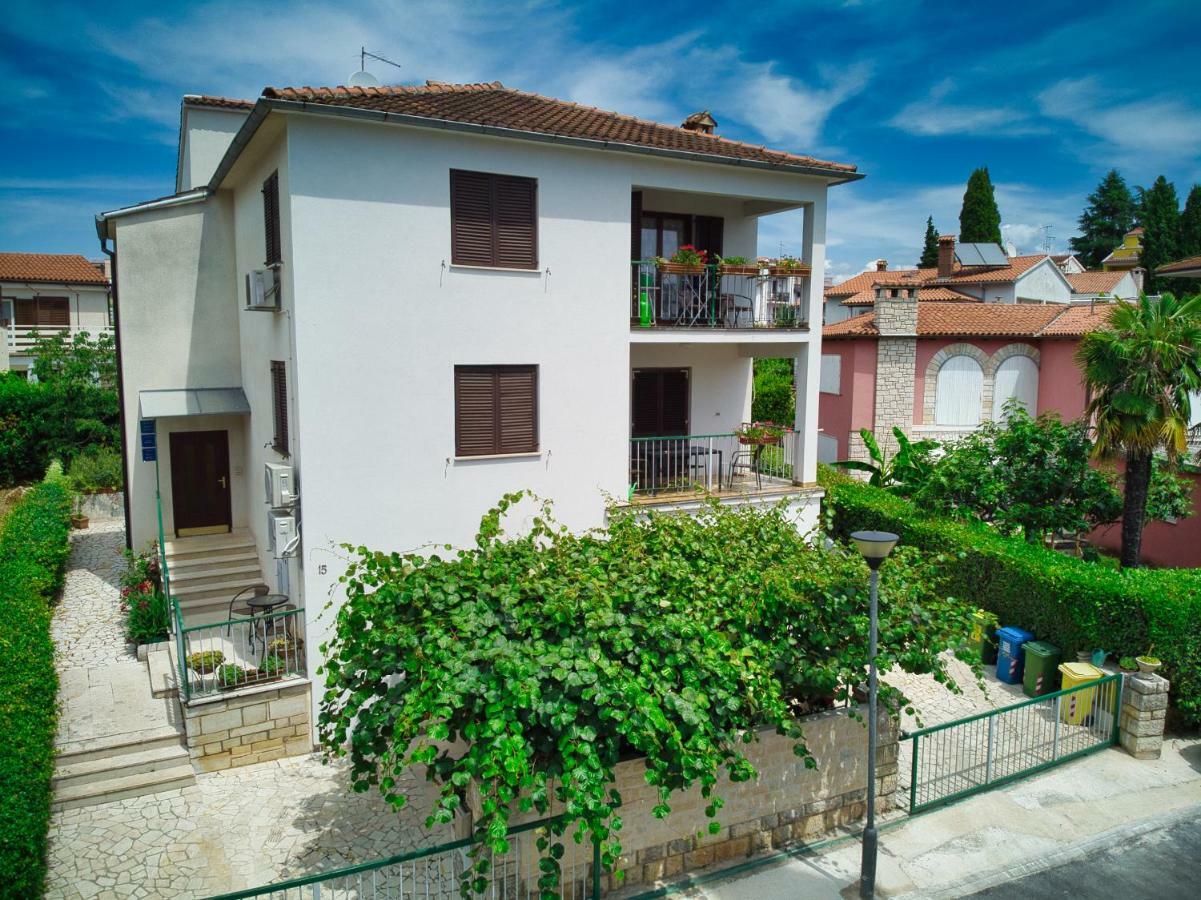 Apartmani&Soba Mimi Rovigno Esterno foto