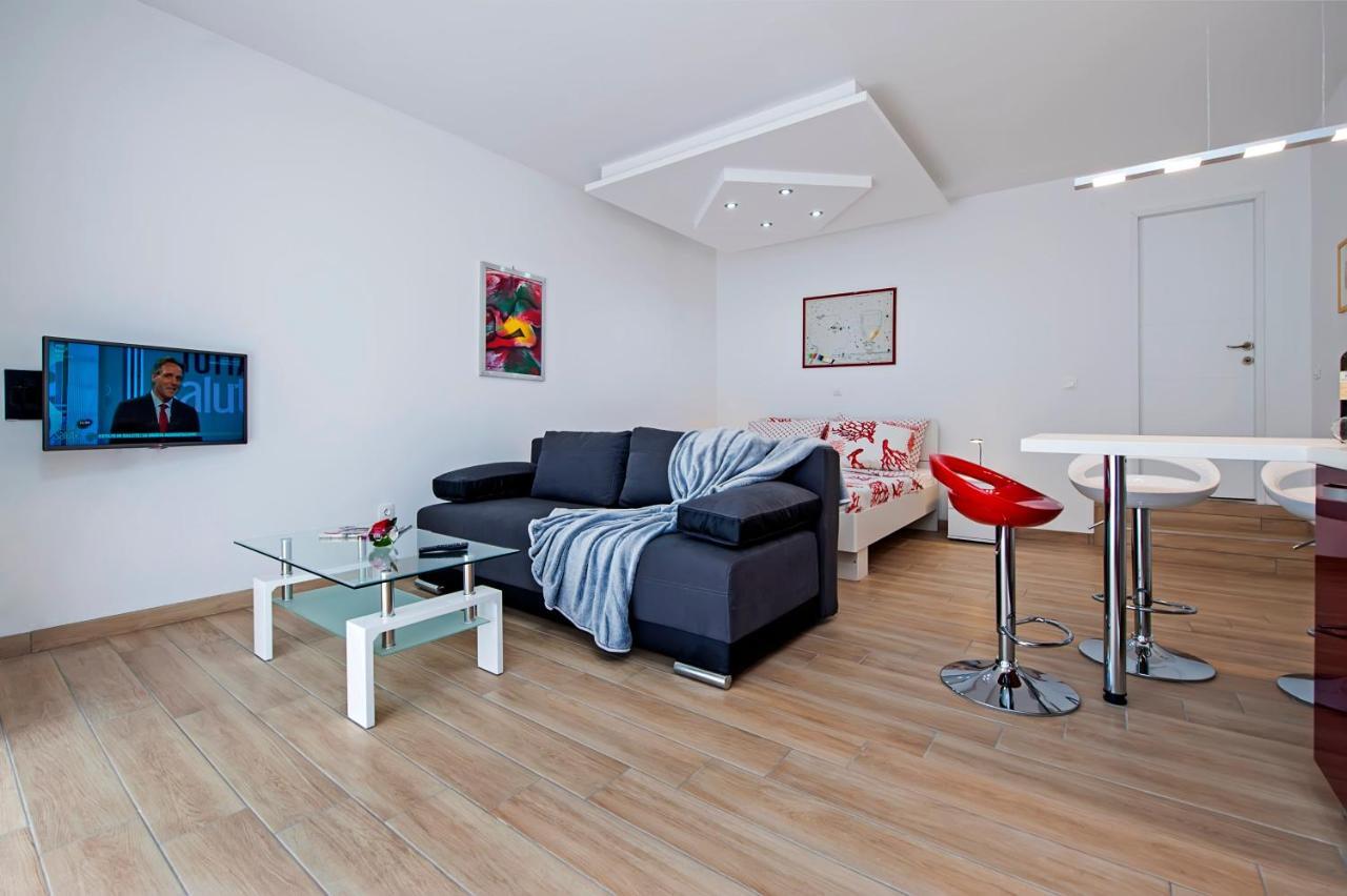 Apartmani&Soba Mimi Rovigno Esterno foto
