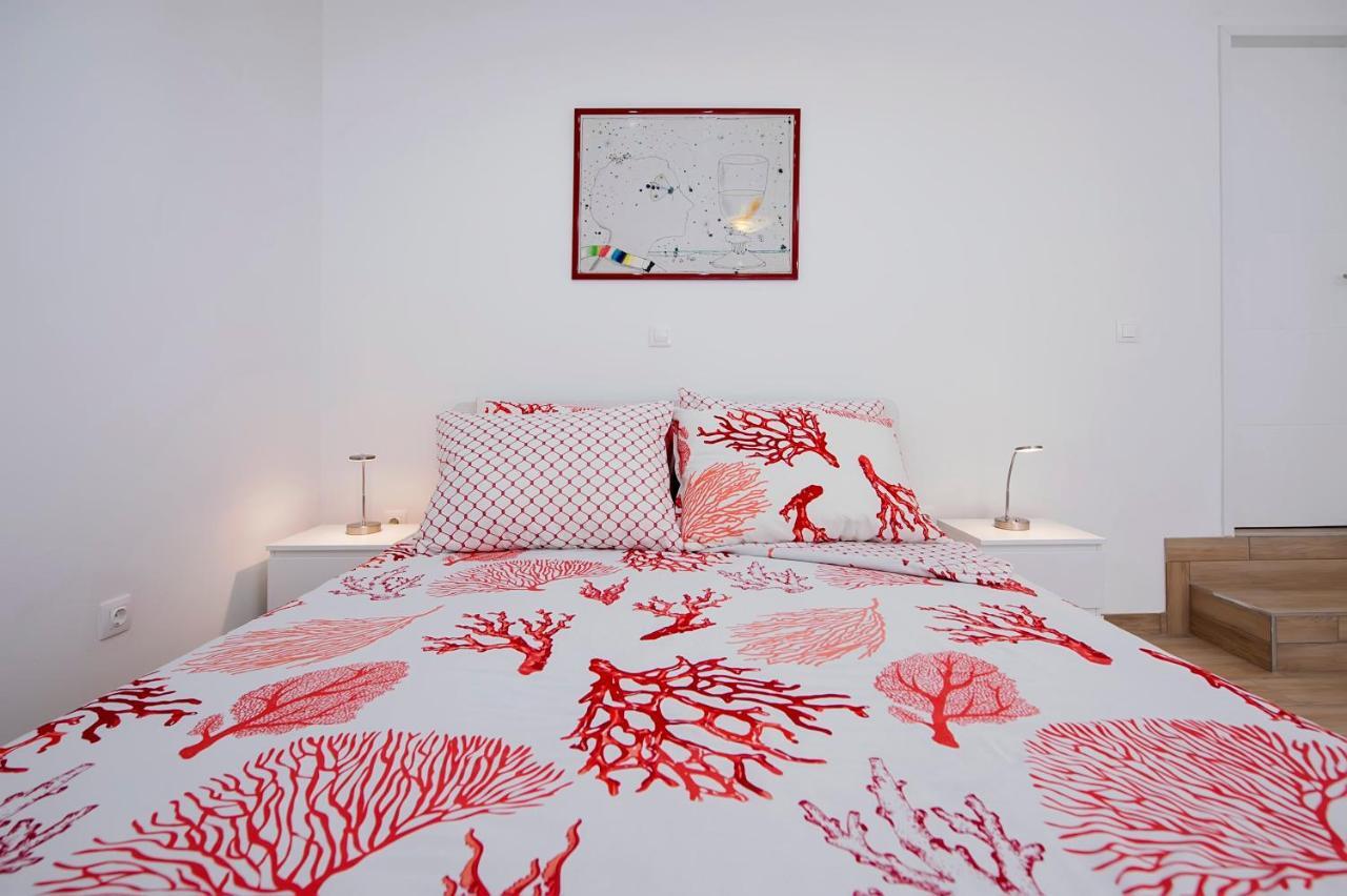 Apartmani&Soba Mimi Rovigno Esterno foto